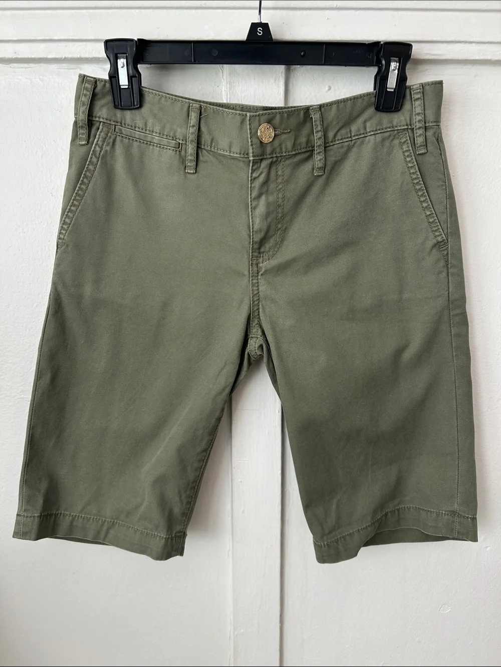 Tory Burch Khaki Green Bermuda Chino Shorts 25
